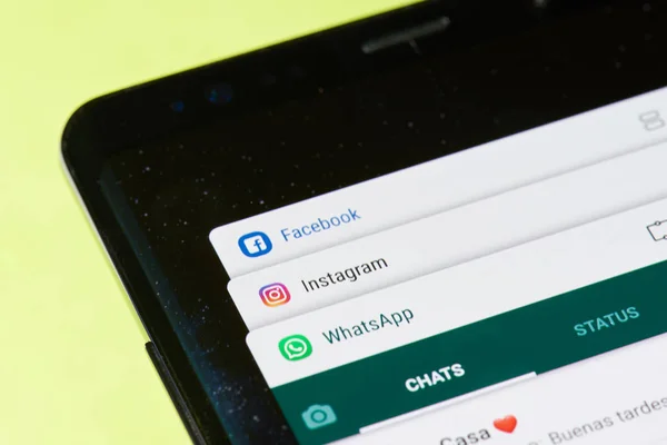 Facebook, Instagram y whatsapp —  Fotos de Stock