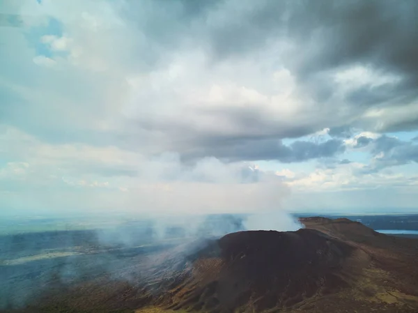 Volcán activo en nicaragua — Foto de Stock