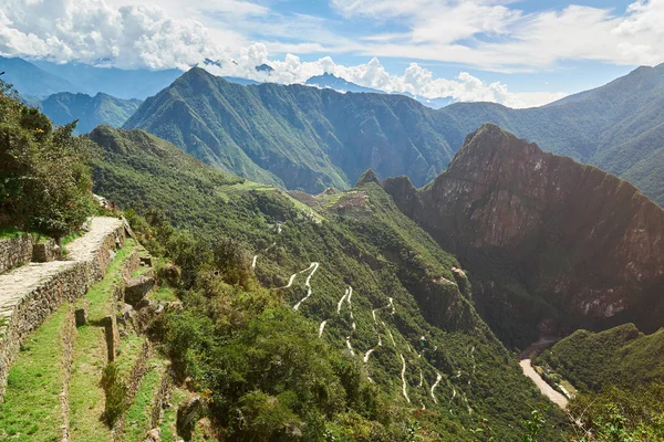 Machu Picchu İnka terasları