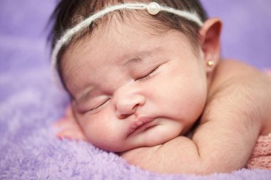 Makro yakın çekim yeni doğan portre