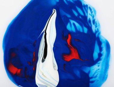 Mavi soyut boya damlası