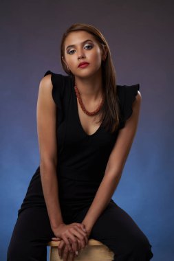 Genç Kadın Portresi