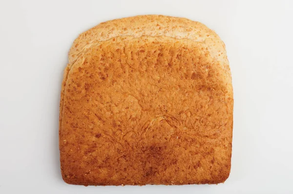 Вид на ломтик хлеба из цельнозерновой муки — стоковое фото