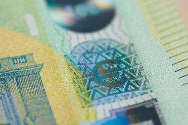Para banknotunda Euro hologramı