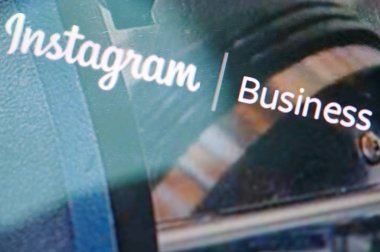Instagram iş teması