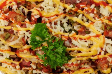 Peynirli ve maydanozlu makarna.