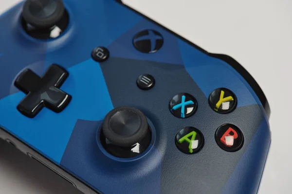 Przyciski na niebieskim xbox pad gry — Zdjęcie stockowe