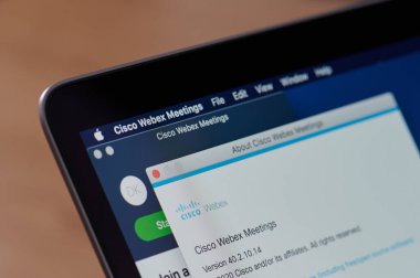 New York, ABD - 29 Mart 2020: Cisco Webex bilgisayar ekranındaki program hakkında toplantı
