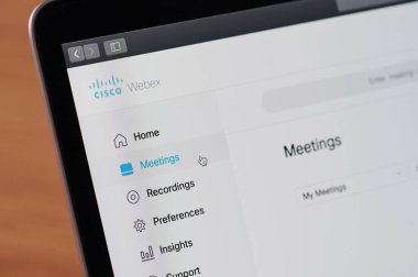 New York, ABD - 29 Mart 2020: Bilgisayar ekranında Cisco Webex toplantı menüsü