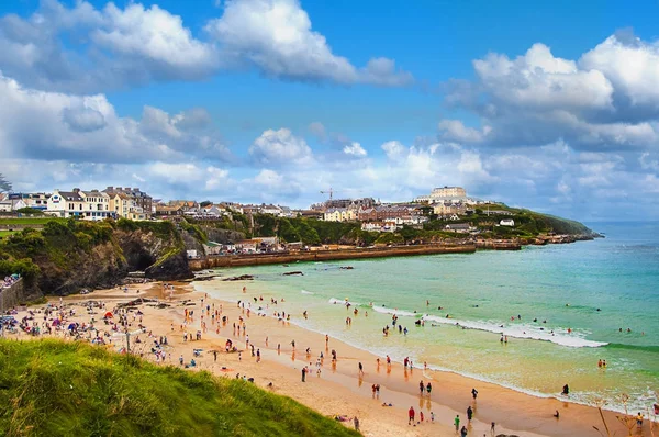 Belle plage de Cornish à Newquay Royaume-uni . Photo De Stock