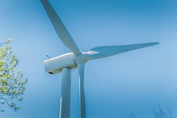 Windturbine een hernieuwbare energiebron — Stockfoto