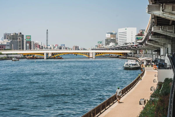 Ryogoku-Brücke über den Sumida-Gawa in Tokio — Stockfoto