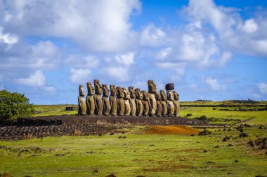 Moais statues, ahu Tongariki, easter island clipart