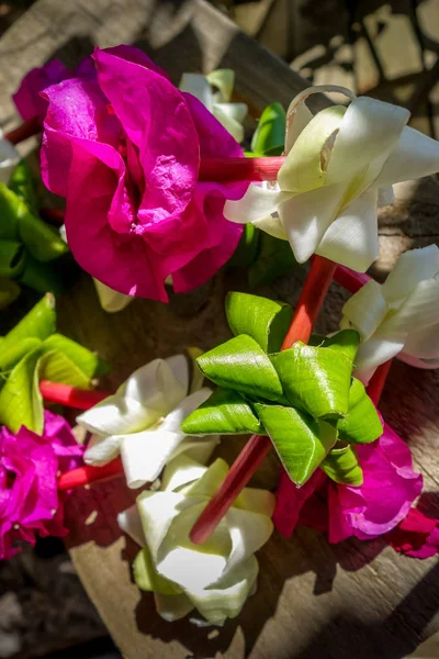 Polynesische bloem ketting — Stockfoto
