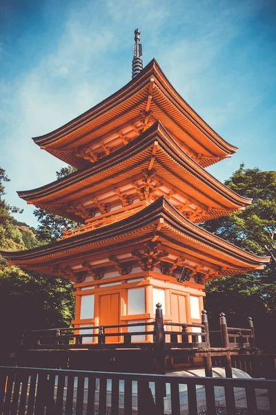 Pagode bij de tempel kiyomizu-dera, Kyoto, Japan — Stockfoto