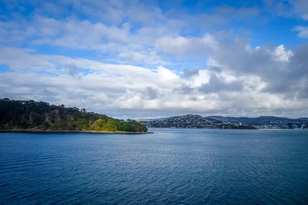 Wellington city view from the sea, New Zealand — Stock Photo, Image