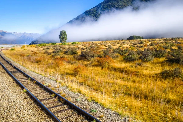 Demiryolu dağ alanları peyzaj, Yeni Zelanda — Stok fotoğraf