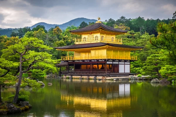 Kinkaku-ji gouden tempel, Kyoto, Japan — Stockfoto