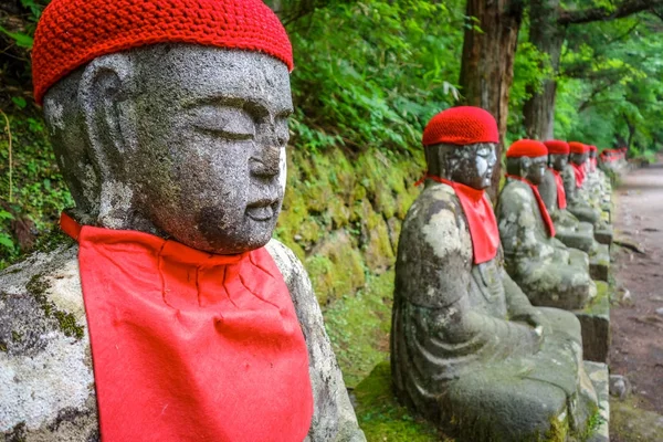 Narabi Jizo posągi, Nikko, Japonia — Zdjęcie stockowe