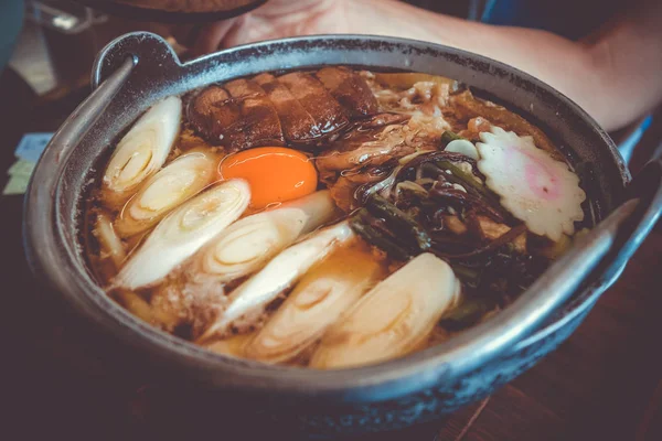 Традиційна японська сусіякі страва — стокове фото