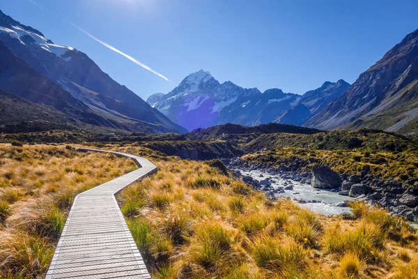 Hooker Valley Track, Aoraki Mount Cook, Новая Зеландия — стоковое фото
