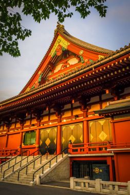 Senso-ji Tapınağı Hondo gün batımında, Tokyo, Japonya