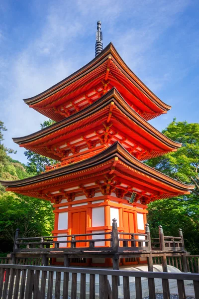 Pagode bij de tempel kiyomizu-dera, Kyoto, Japan — Stockfoto