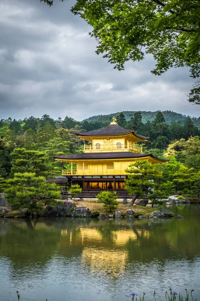 Kinkaku-ji goldener Tempel, Kyoto, Japan — Stockfoto