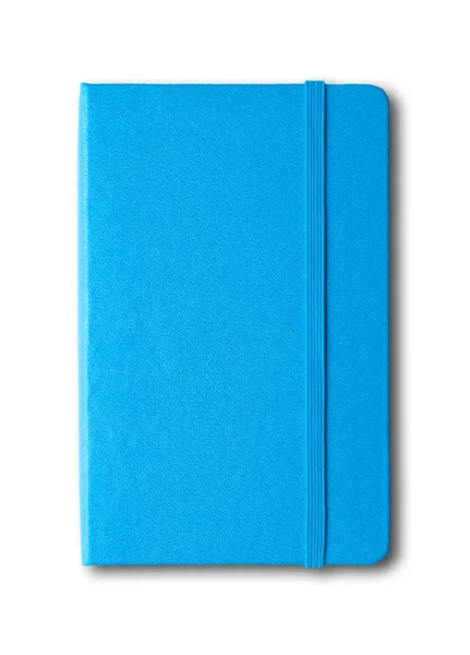 Niebieski notebook zamknięty na białym tle — Zdjęcie stockowe