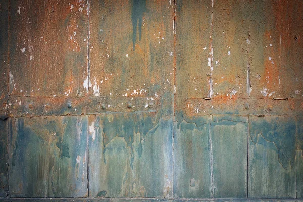 Stary zardzewiały malowane pokładzie drewna — Zdjęcie stockowe