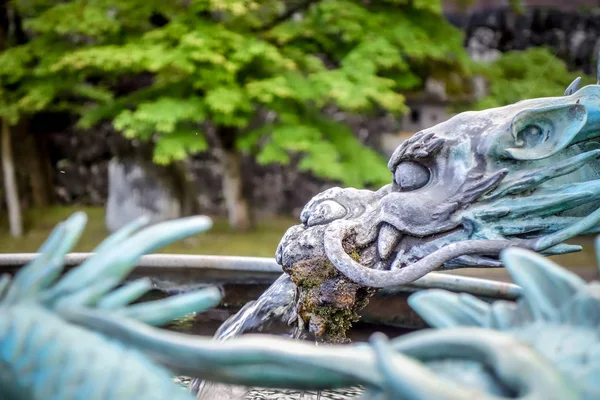 Traditional japanese dragon fountain, Nikko, Japan — Stock Photo, Image