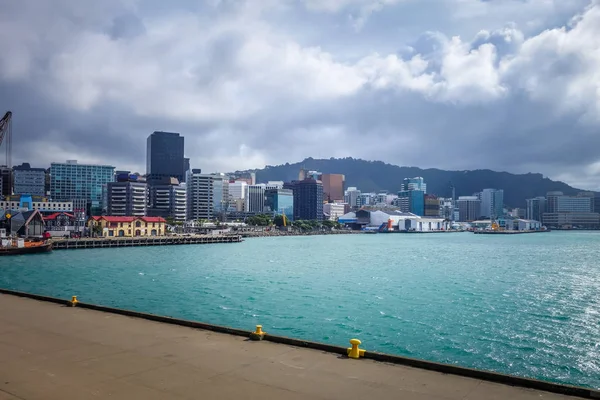 Wellington harbour docks, New Zealand — Stock Photo, Image