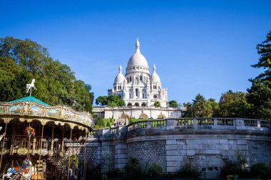 Paris - 6 Eylül 2019: Butte Montmartre ve Basilic