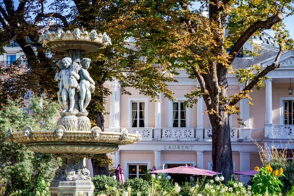 PARIS - September 10, 2019 : Restaurant Laurent in Gardens of th — ストック写真