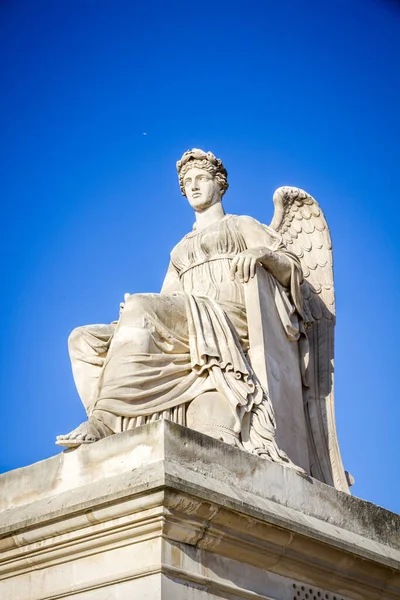 Statua Storica Vicino All Arco Trionfale Del Carrousel Parigi Francia — Foto Stock