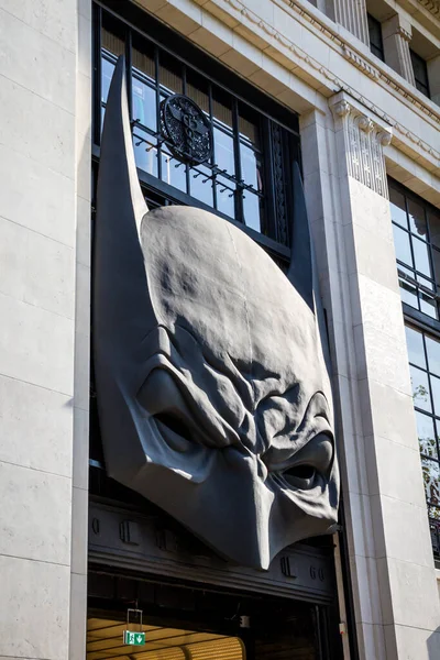 París Francia Septiembre 2019 Máscara Batman Tienda Galeries Lafayette Avenida — Foto de Stock