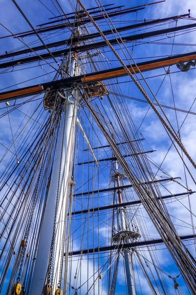 Old Naval Ship Mast Sail Ropes Detail — Stock Photo, Image