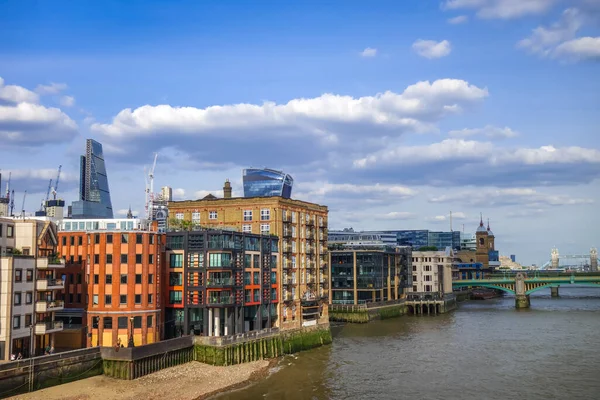Londres Reino Unido Junio 2017 City Docks Thames River — Foto de Stock