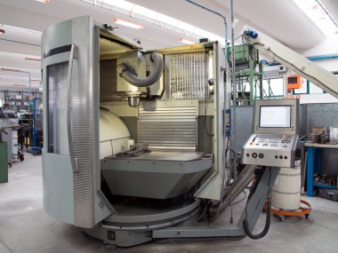 Makine aletleri bilgisayar sayısal kontrol (Cnc ile)