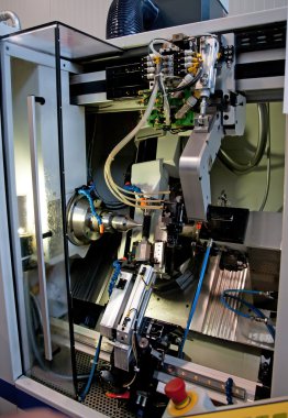 Makine aletleri bilgisayar sayısal kontrol (Cnc ile)