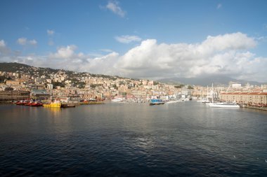 Port Cenova, İtalya