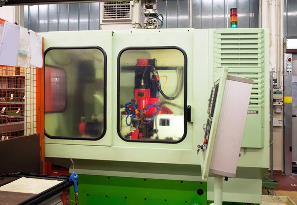 Máquinas-ferramentas com controle numérico de computador (CNC ) — Fotografia de Stock