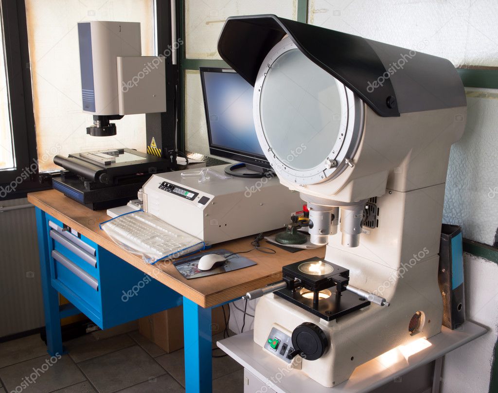 Metrology laboratory in a manufacturing company