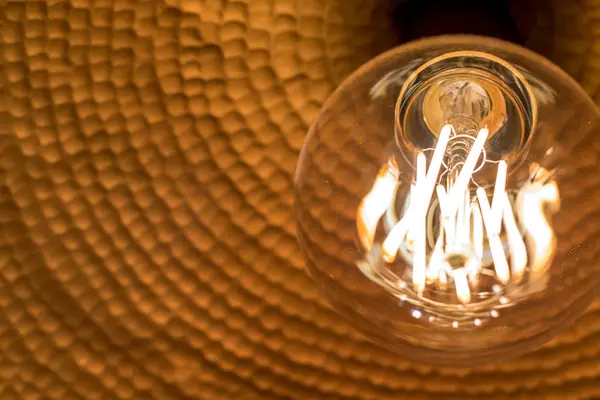 Decorative antique edison style light bulbs are in fact contamplorary LED light bulds made to look like old school. Creating old style look and saving energy — Stock Photo, Image