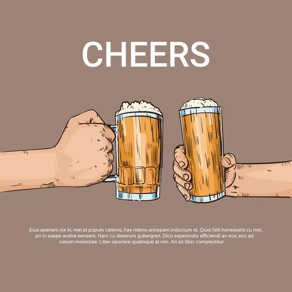 Рука тримайте пиво скляні кружки Вітаємо Октоберфест Фестиваль Банер Ескіз — стоковий вектор