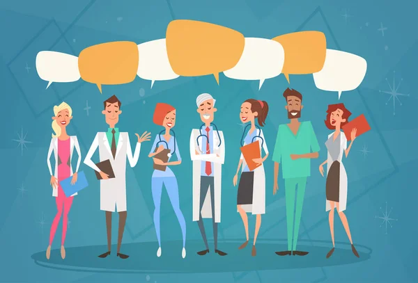 Groep mediale artsen Chat Bubble sociale netwerk communicatie Team klinieken ziekenhuis — Stockvector
