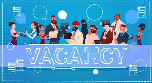 Üzletemberek csoport Vacancy keresés alkalmazott pozíció humánerőforrás felvételi — Stock Vector