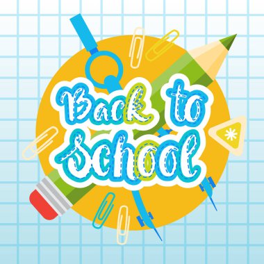 Defter arka planda eğitim malzemeleri ile okul logosu metne geri