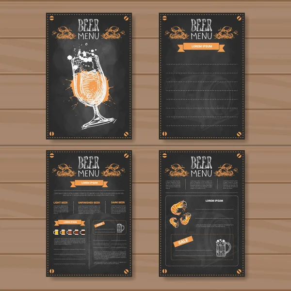 Conception d'ensemble de menu de bière pour le café restaurant Pub crayé sur fond texturé en bois — Image vectorielle