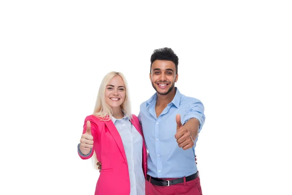 Bonito jovem feliz casal amor sorridente abraçando, hispânico homem mulher segurando polegar para cima Gesture — Fotografia de Stock